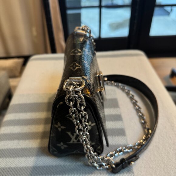Louis Vuitton Python Crossbody Bag - Picture 5 of 10